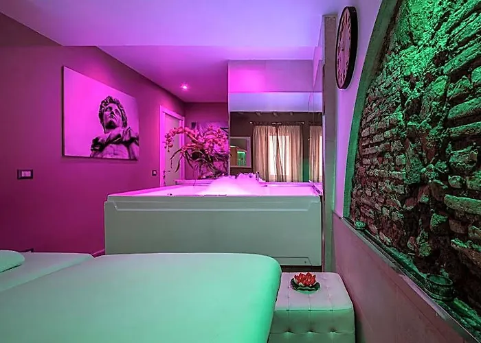Town House Spagna 3*