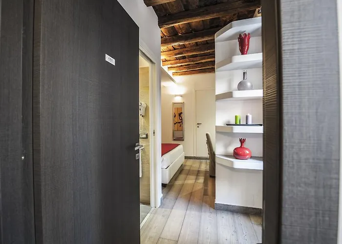 Town House Spagna 3*