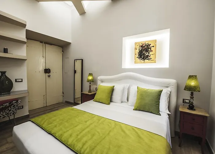 Town House Spagna 3*